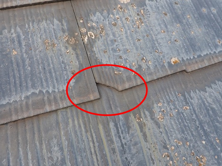 坂町　カラーベスト屋根　屋根調査 カラーベスト欠け